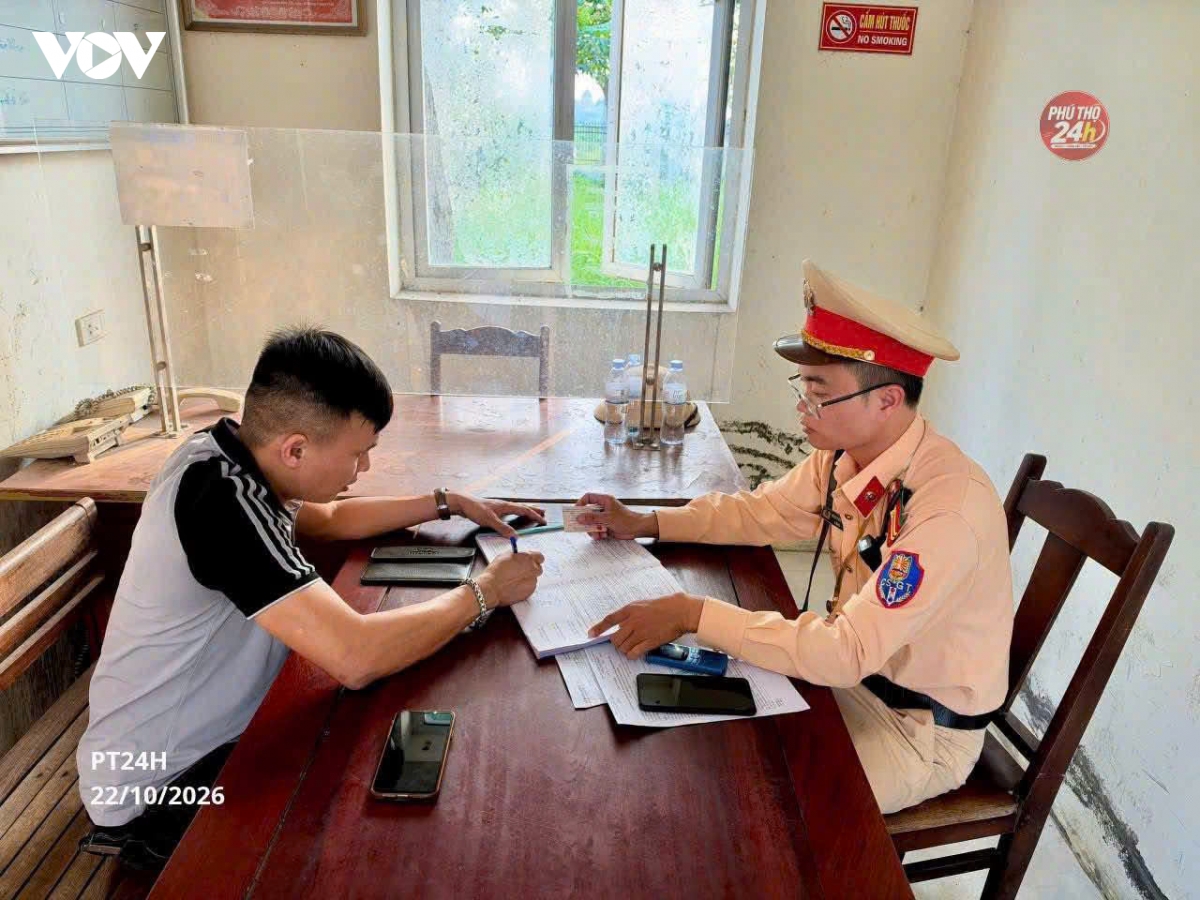 phu tho xu ly nhieu xe cho vat lieu roi vai, cho qua tai hinh anh 2