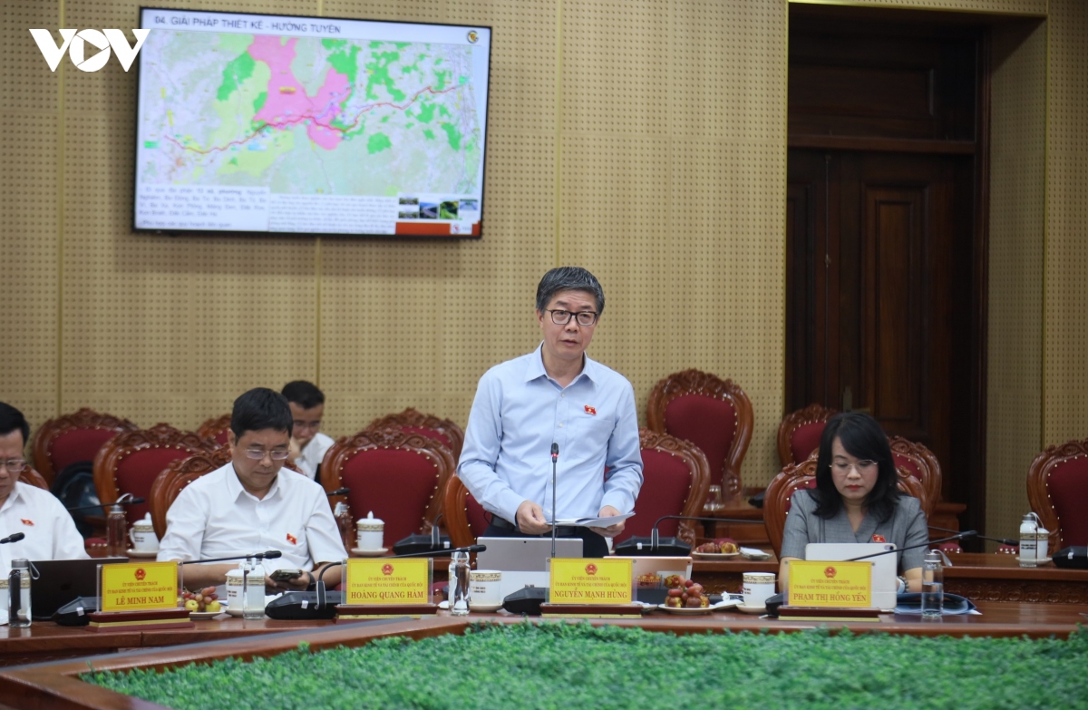 De nghi lam ro tinh kha thi du an cao toc quang ngai - kon tum hinh anh 1