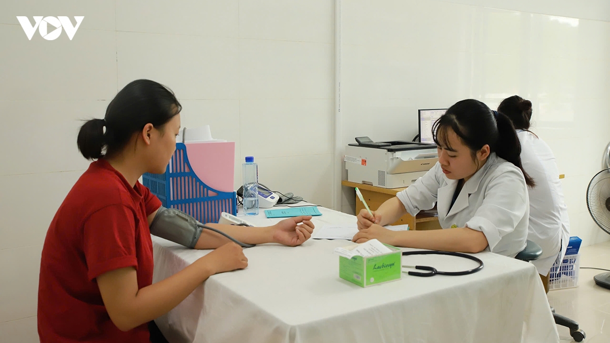 lao cai Dot pha 258 ty dong dua y te chat luong cao ve tan xa hinh anh 3