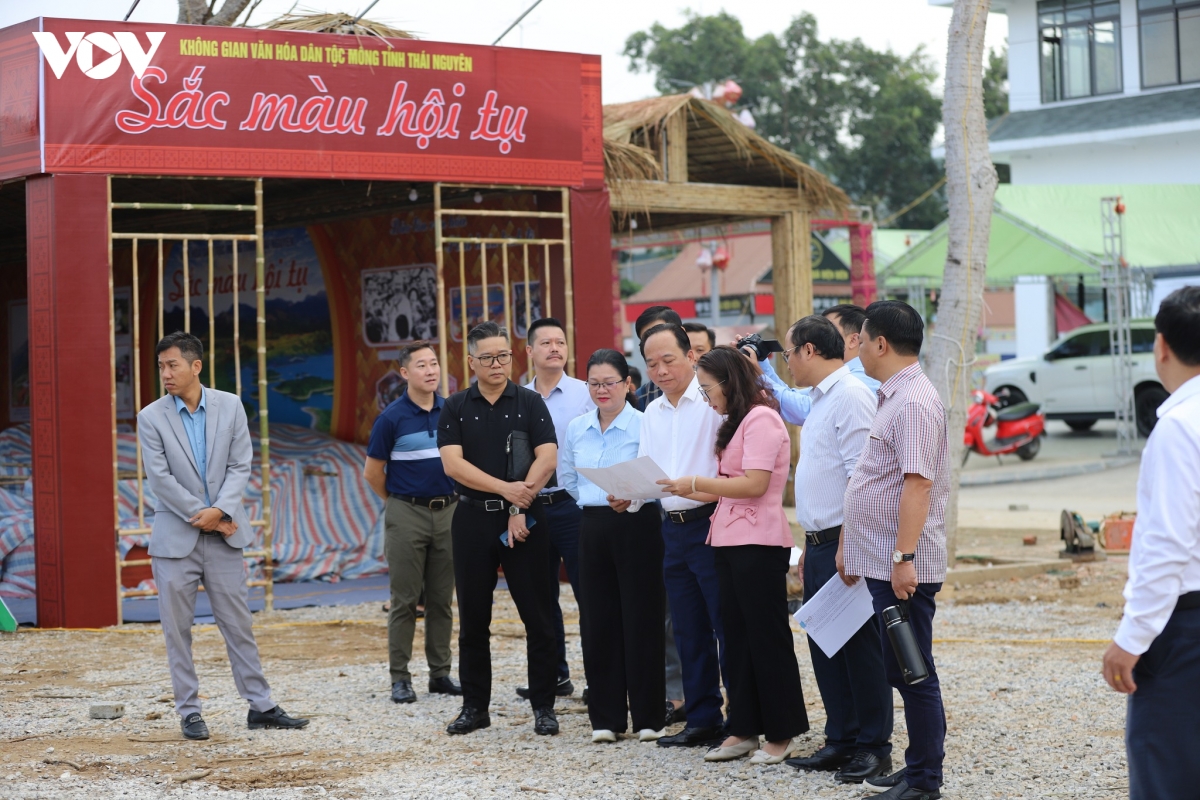 mo loi phat trien du lich tu ngay hoi van hoa dan toc mong hinh anh 3