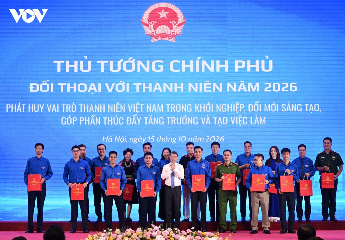 thu tuong chinh phu le minh hung doi thoai voi thanh nien viet nam hinh anh 7