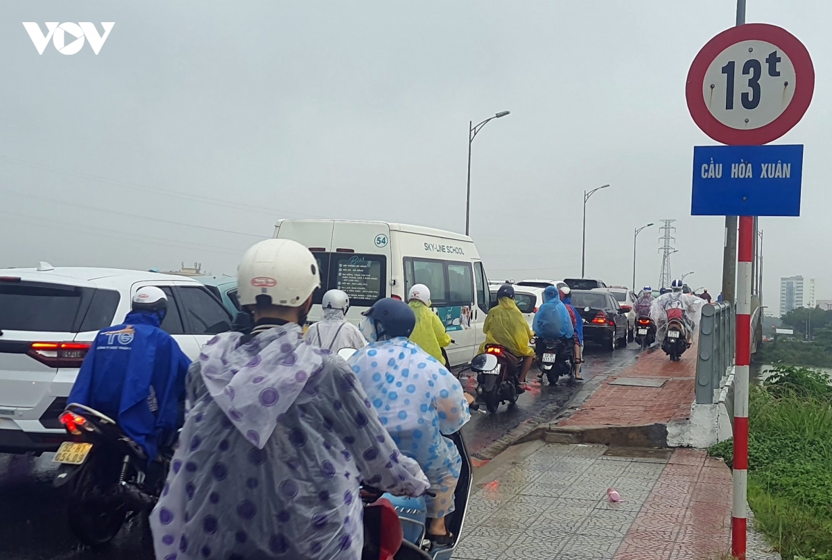 Da nang phan luong phuc vu thi cong nut giao cau hoa xuan hinh anh 1