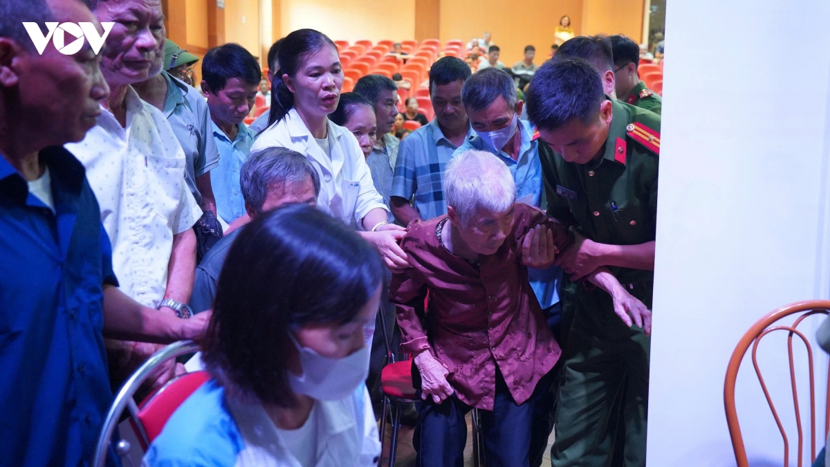 thap hy vong tim danh tinh liet si bang adn hinh anh 3