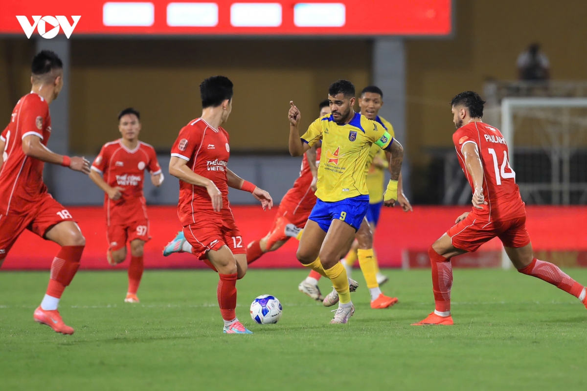 the cong viettel danh roi chien thang truoc 10 nguoi cua bac ninh fc hinh anh 11