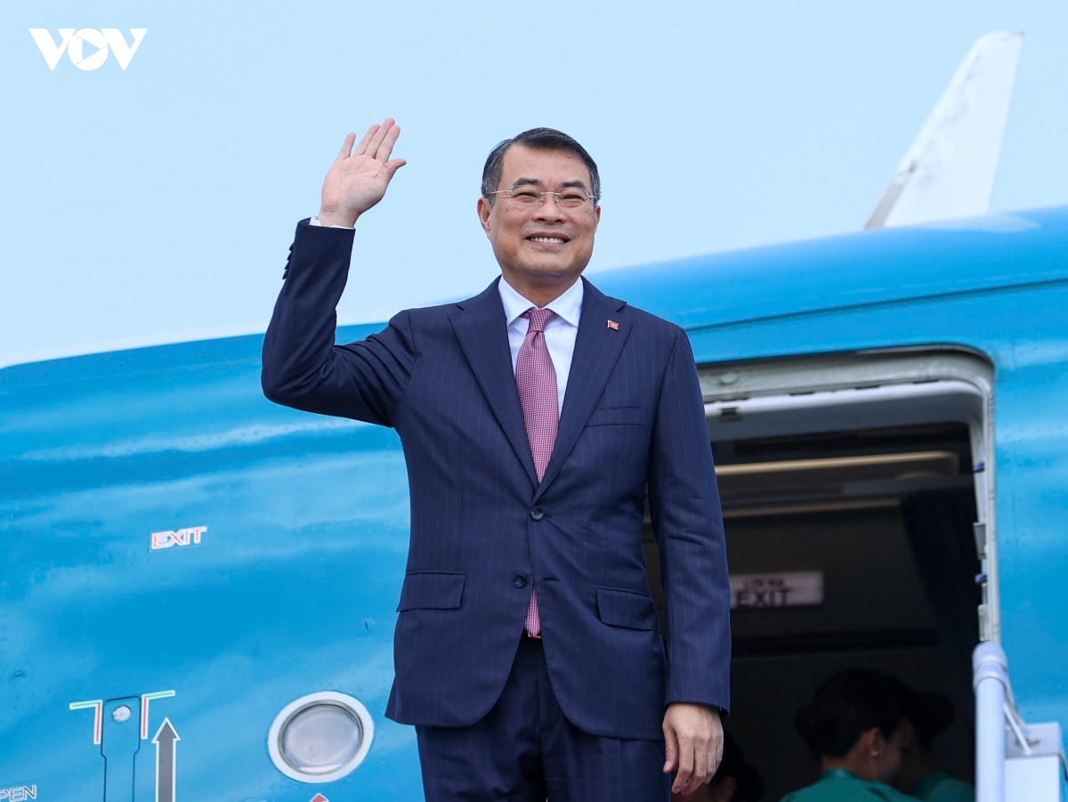 thu tuong le minh hung len duong tham chinh thuc lao va campuchia hinh anh 1