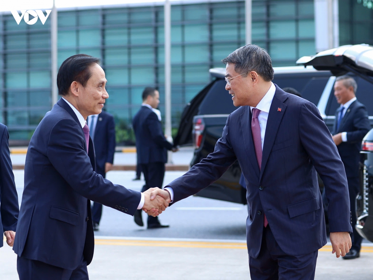 thu tuong le minh hung len duong tham chinh thuc lao va campuchia hinh anh 2