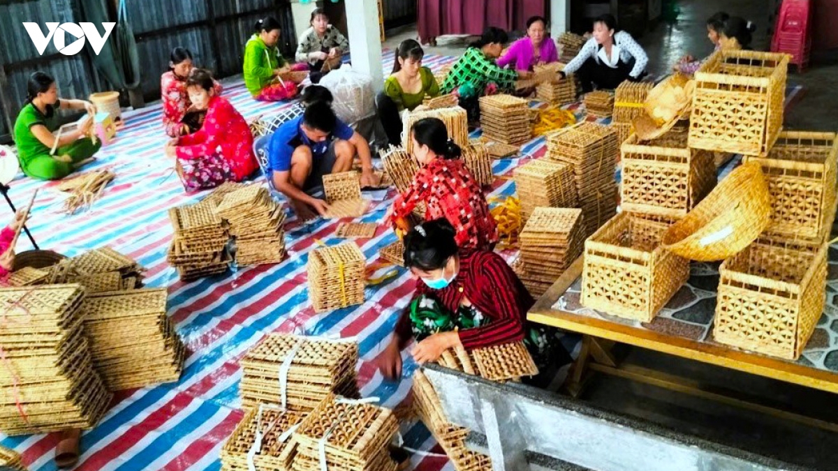kinh te tap the danh thuc nguon luc, tao dong luc tang truong hinh anh 2