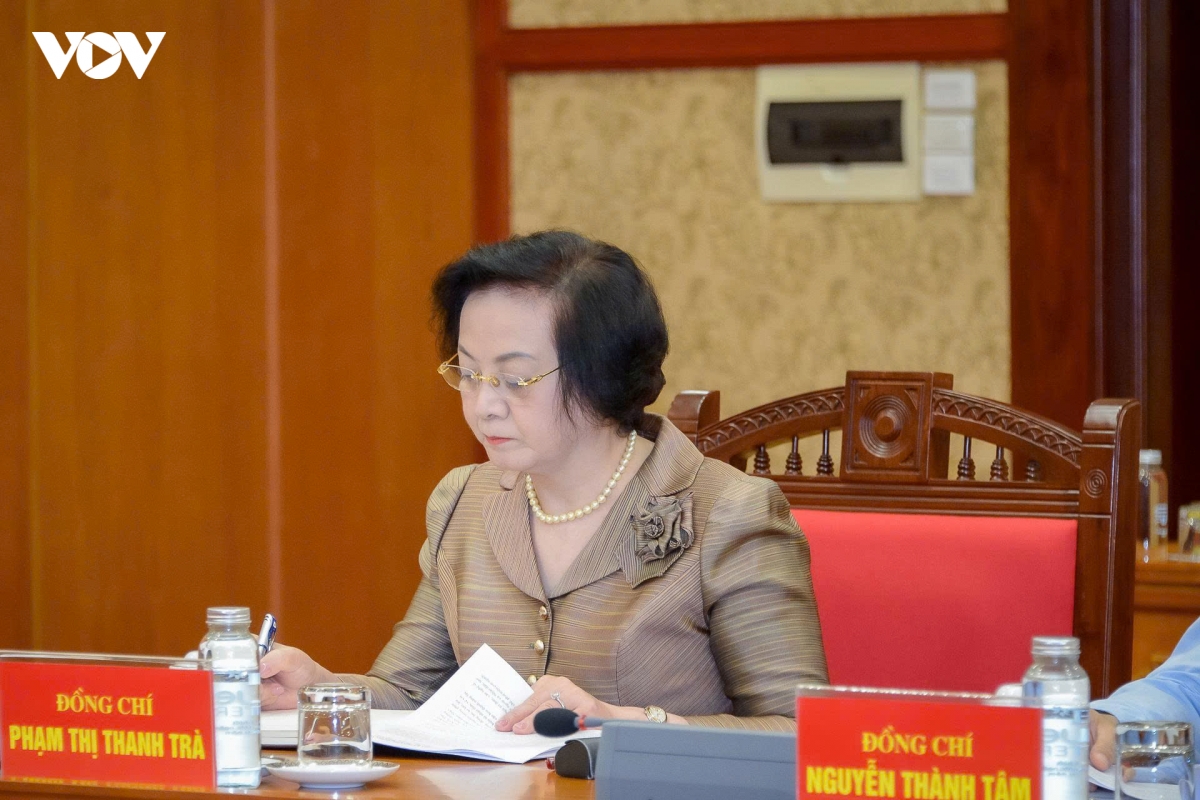thuong truc ban bi thu tran cam tu chu tri hop ban chi dao ky niem cac ngay le lon hinh anh 4