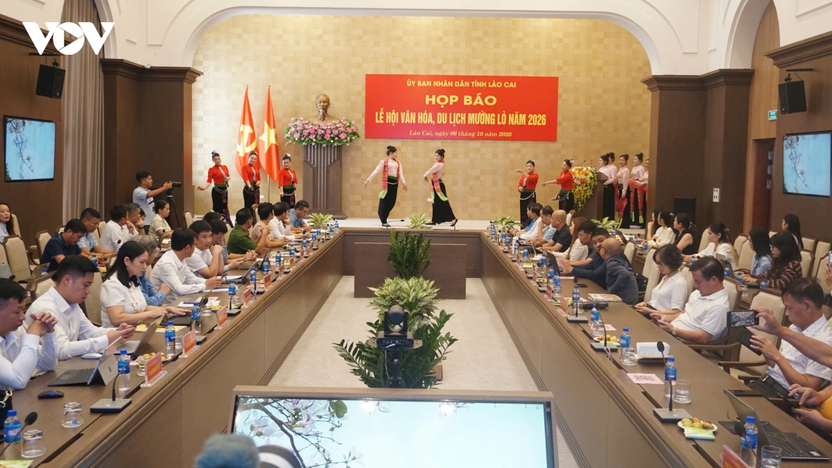 2.026 nguoi mua xoe chao mung 5 nam xoe thai la di san van hoa phi vat the hinh anh 1