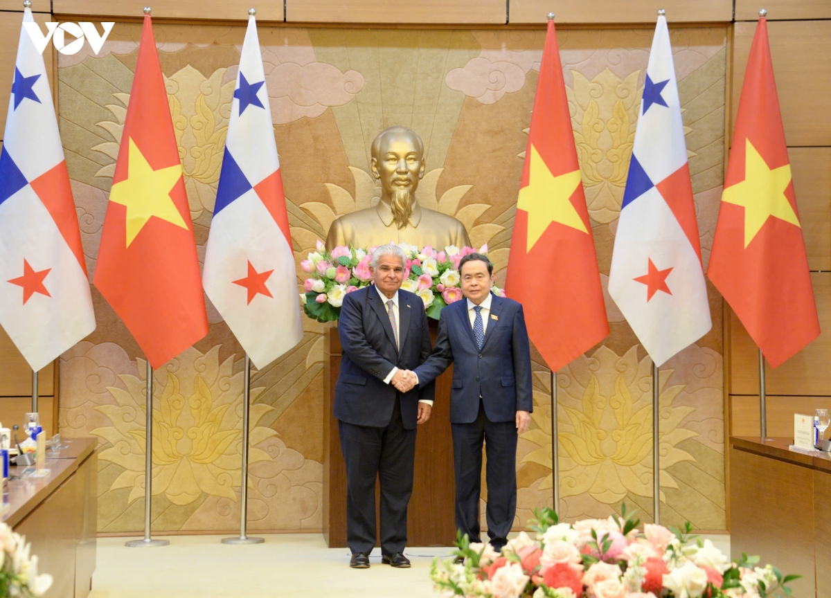 chu tich quoc hoi tran thanh man hoi kien tong thong cong hoa panama hinh anh 5
