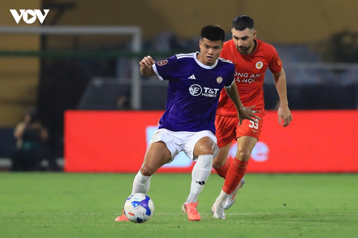 ha noi fc danh bai cahn, ninh binh chiem ngoi dau v-league hinh anh 6