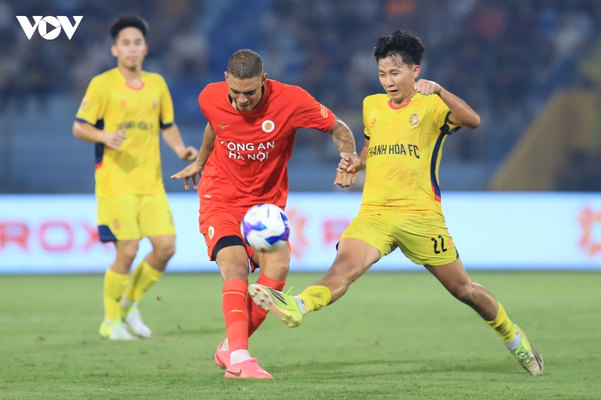 ket qua vong 5 v-league 2026 2027 toi 22-10 cahn roi diem truoc thanh hoa hinh anh 14