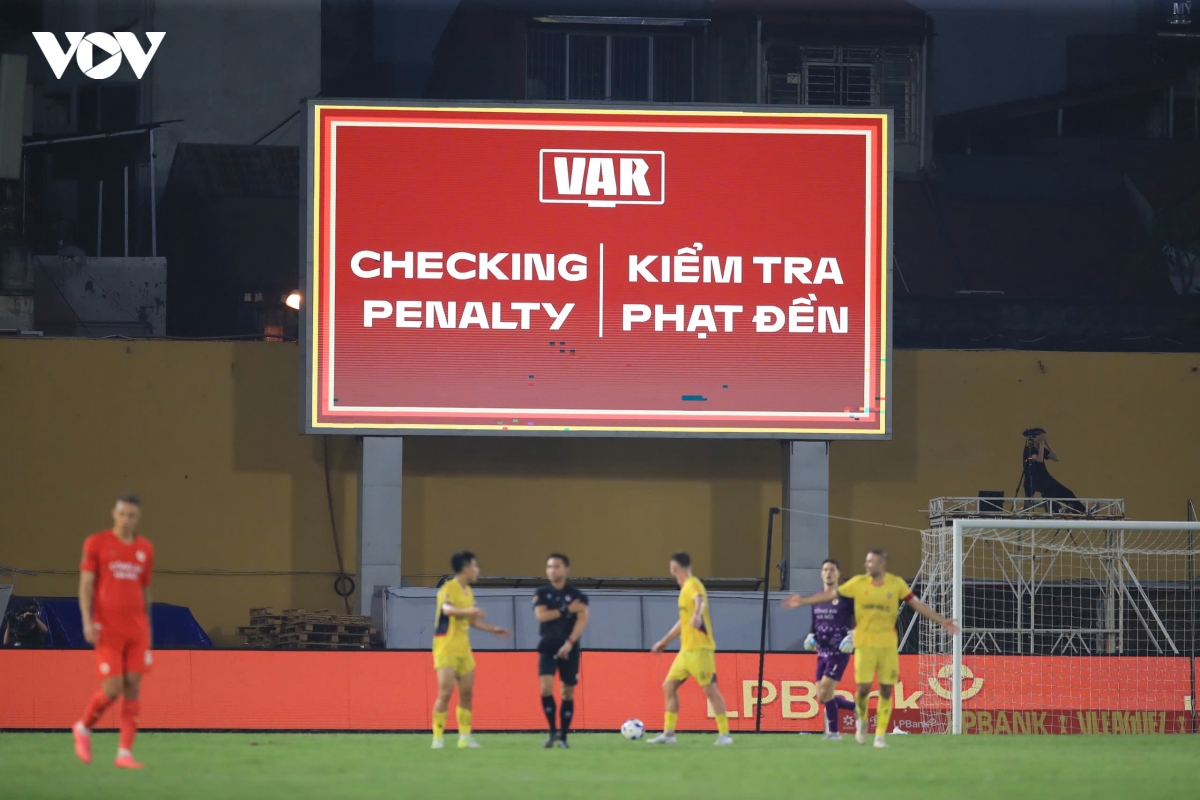 ket qua vong 5 v-league 2026 2027 toi 22-10 cahn roi diem truoc thanh hoa hinh anh 16
