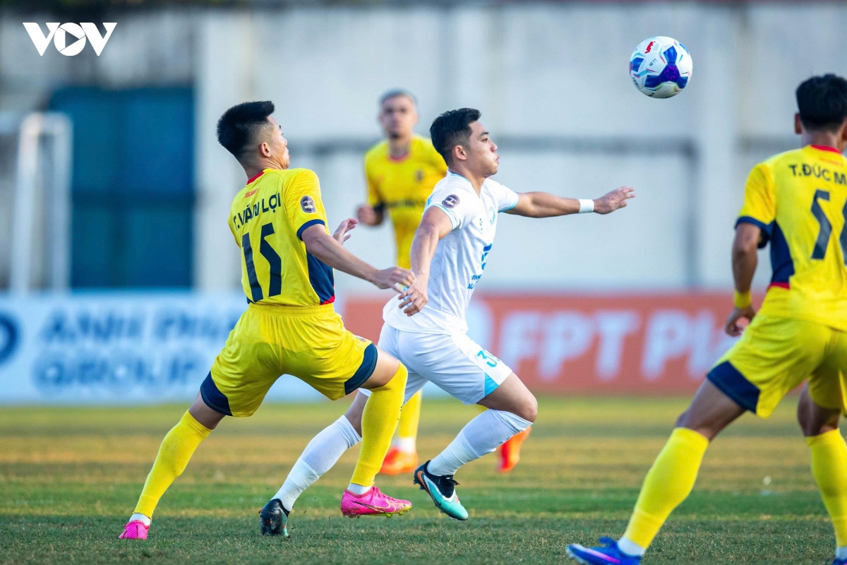 ket qua v-league hom nay 17 10 nam Dinh thang thuyet phuc thanh hoa hinh anh 14