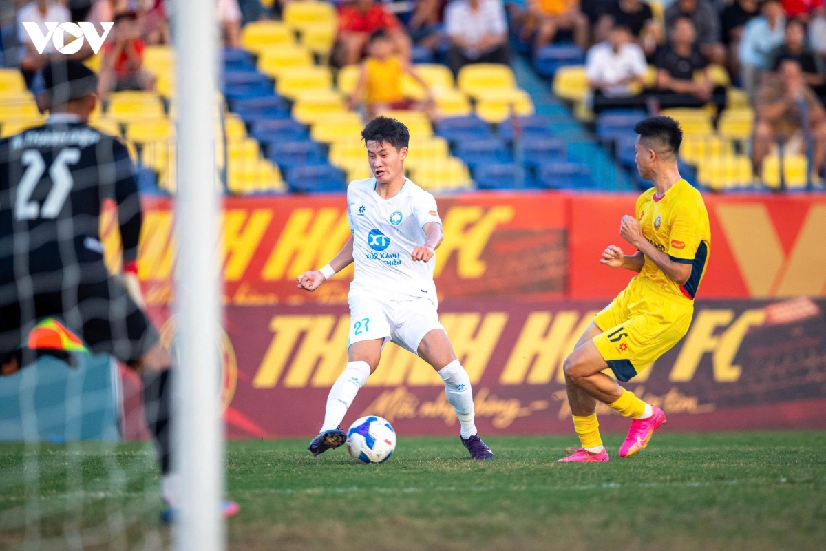 ket qua v-league hom nay 17 10 nam Dinh thang thuyet phuc thanh hoa hinh anh 15