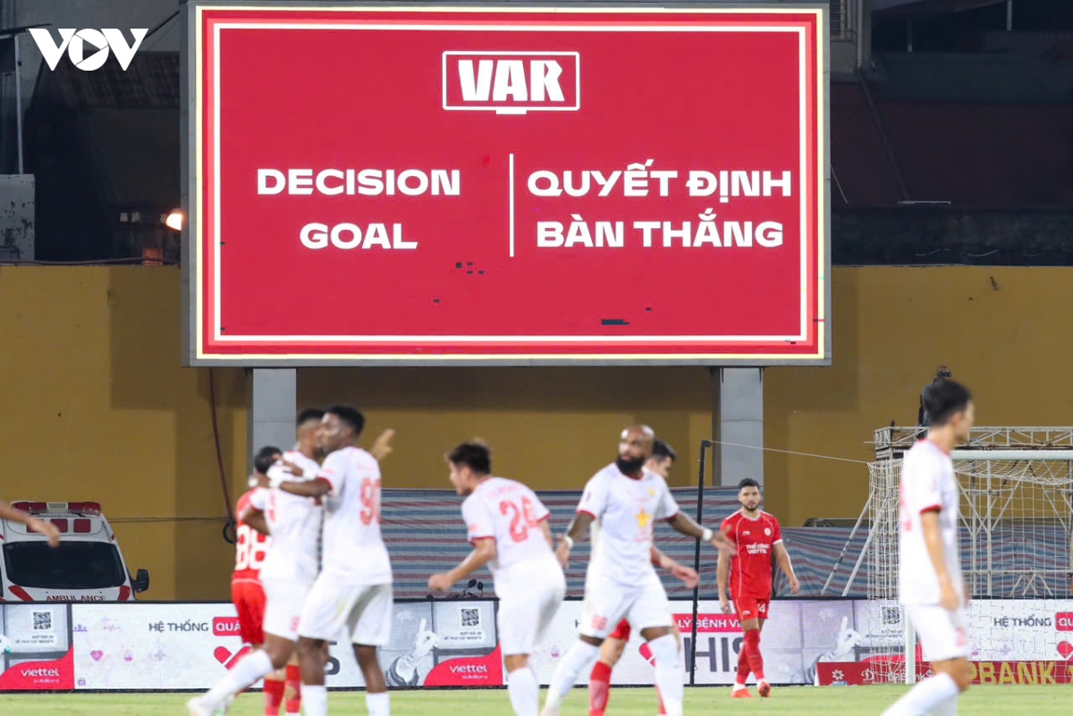 trUc tiEp the cong viettel 1-3 ha tinh vong 3 v-league passira lap cu dup hinh anh 14
