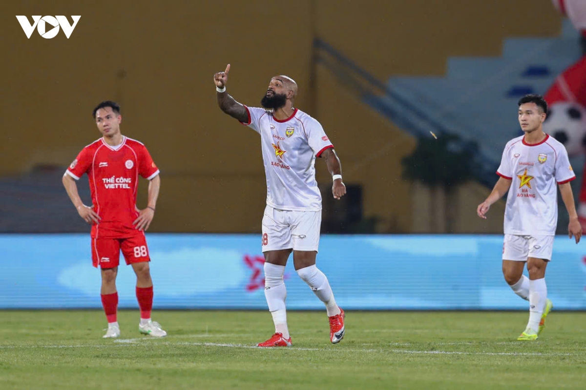 trUc tiEp the cong viettel 1-3 ha tinh vong 3 v-league passira lap cu dup hinh anh 10