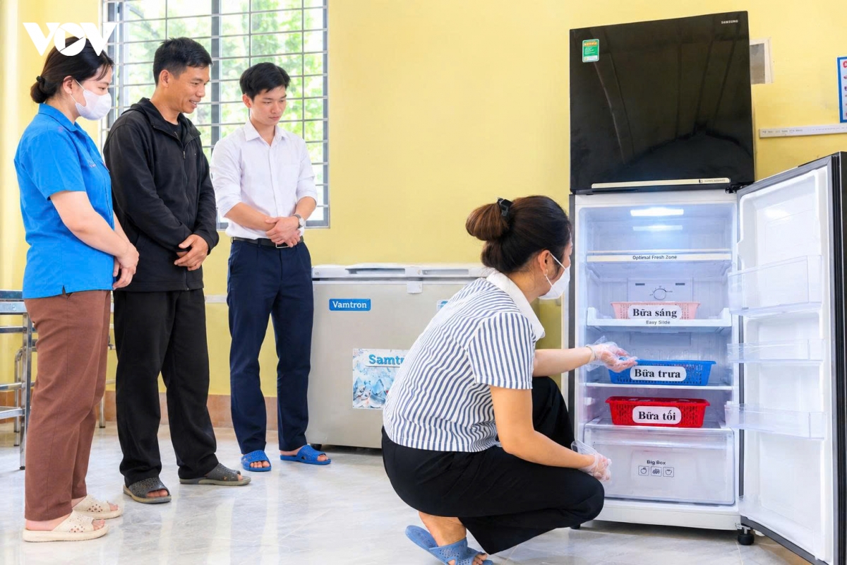 thai nguyen dam bao bua an ban tru cho tre vung cao hinh anh 5
