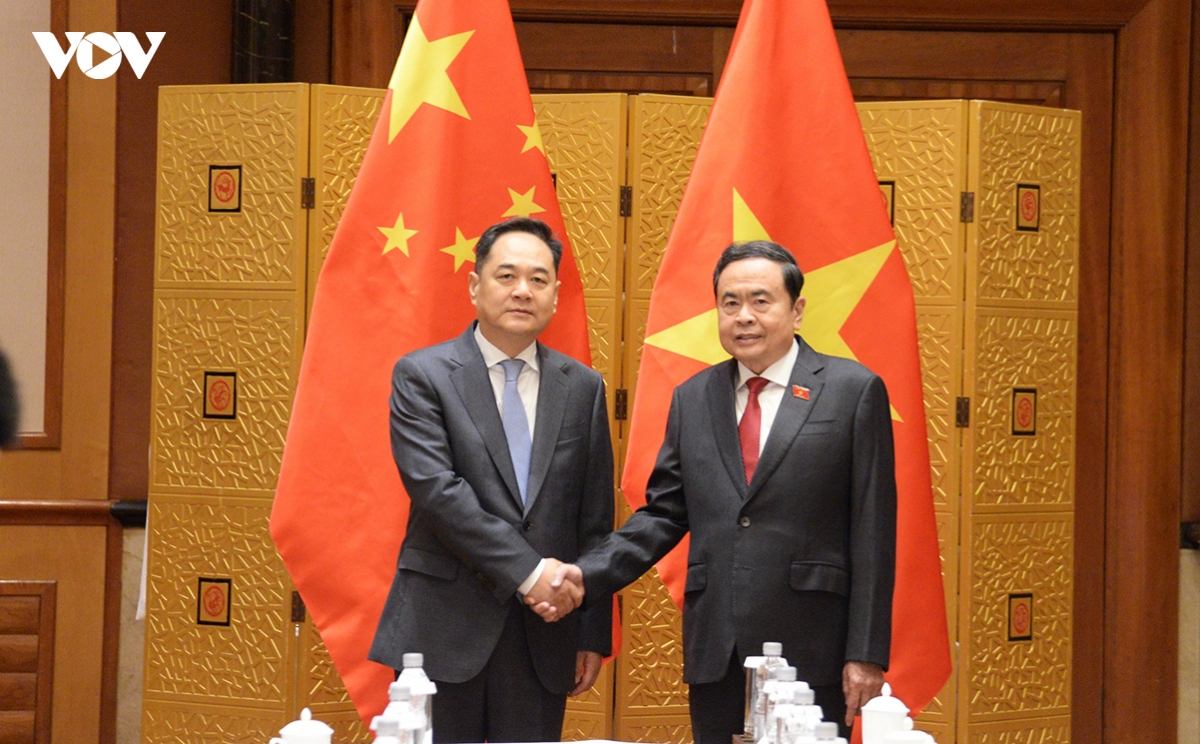 vietnam-china people-to-people exchanges should deliver tangible benefits, na leader says picture 1
