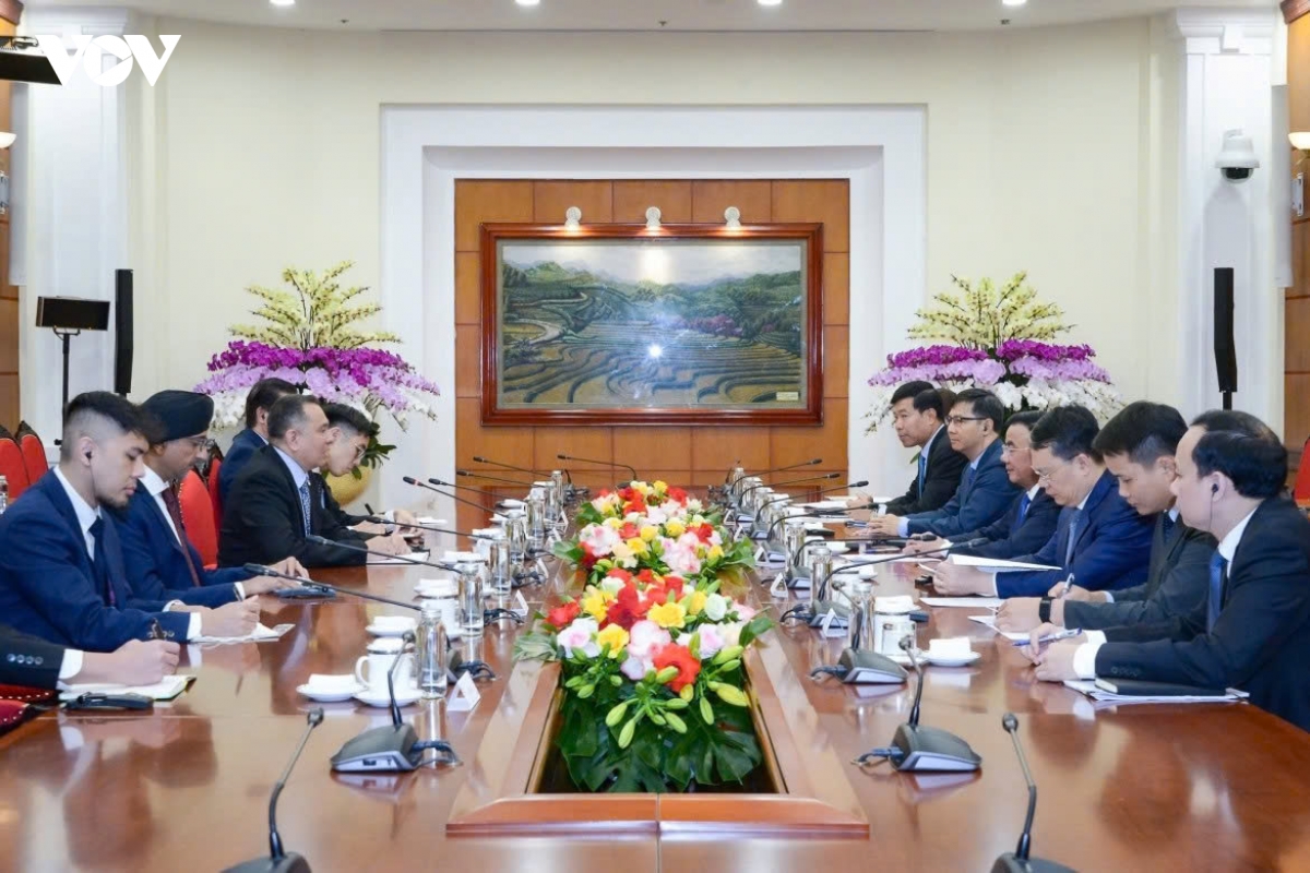 vietnam and singapore increase cooperation in personnel training picture 1