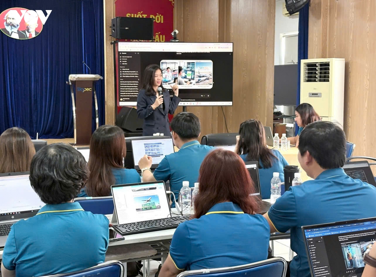 vov college va skypec nang cao nang luc ung dung ai truyen thong doanh nghiep hinh anh 3
