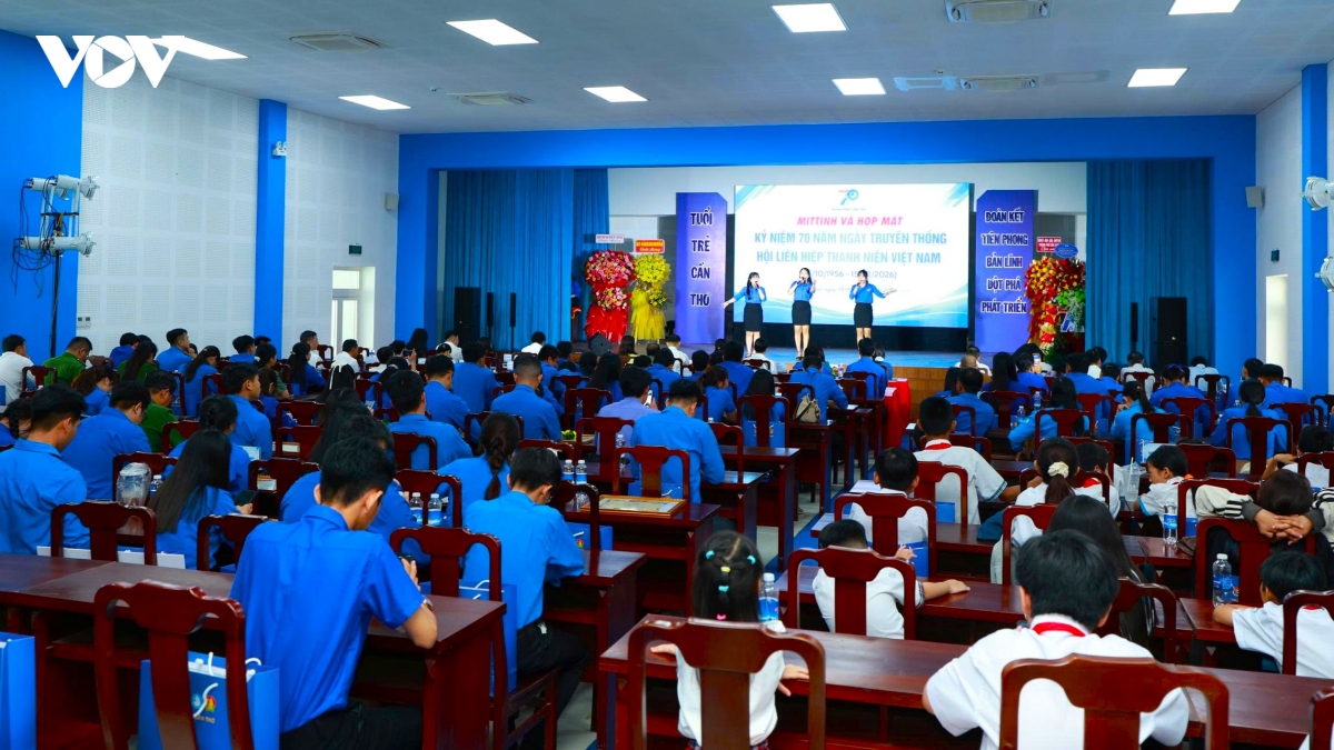 thanh nien can tho bien tinh yeu to quoc thanh hanh dong thiet thuc hinh anh 2