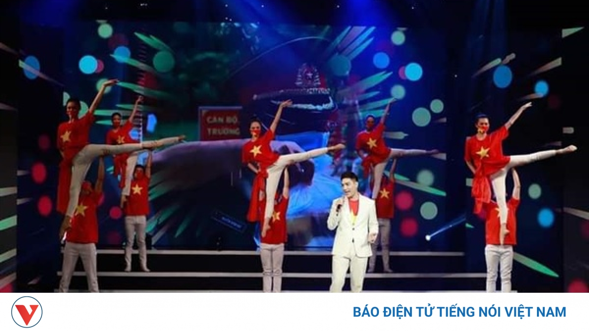 Chương trình nghệ thuật trực tuyến "Tổ quốc trong tim" diễn ra tại 5 điểm cầu - Vimarsana News