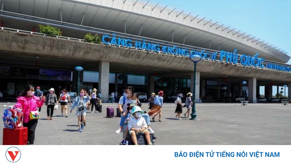Kiên Giang đề nghị tạm dừng bay từ TP.HCM đến Phú Quốc và ngược lại - Vimarsana News