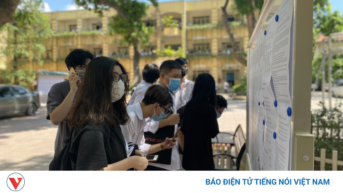 Dịch chuyển trong đăng ký ngành nghề theo thị trường việc làm - Vimarsana News