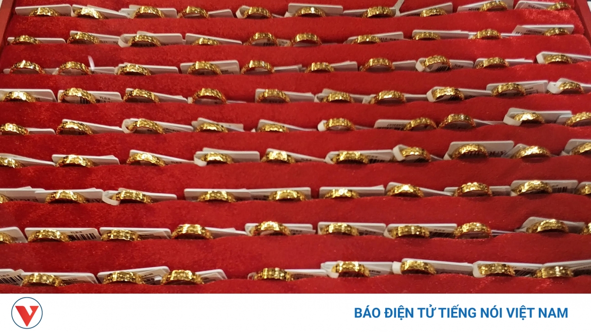 Vàng trong nước giữ giá, vàng thế giới đảo chiều tăng nhẹ - Vimarsana News