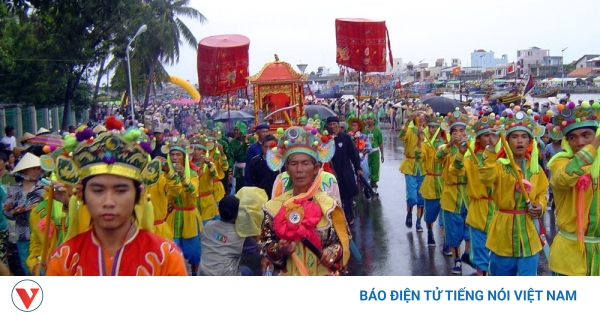 Bảo tồn và phát huy lễ hội Cầu ngư Phan Thiết trước nguy cơ mai một