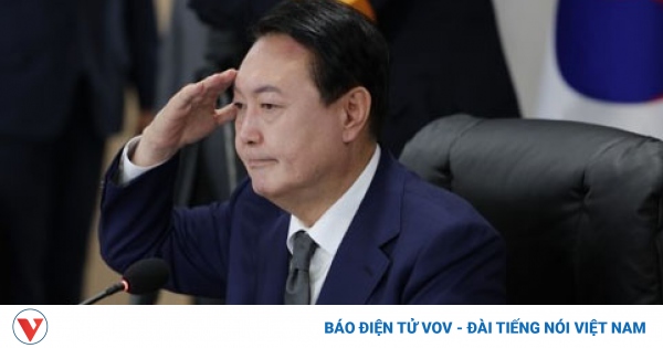 thumbnail - Ông Yoon Suk-yeol chính thức bắt đầu nhiệm kỳ tổng thống Hàn Quốc | VOV.VN