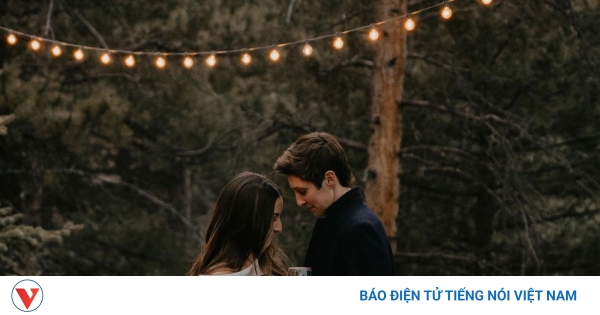 Dấu hiệu nhận biết chàng hướng nội phải lòng bạn