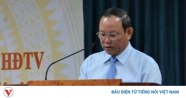 Kỷ luật Chủ tịch hội đồng thành viên NXB Giáo dục do vi phạm về sách giáo khoa