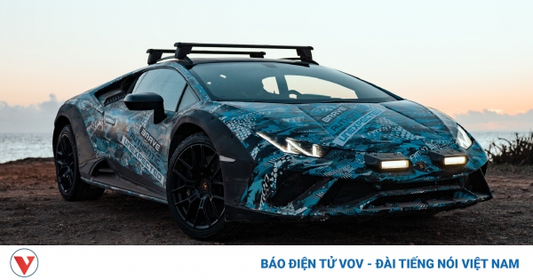 Video Lamborghini Huracan Sterrato thể hiện khả năng đi trên cát