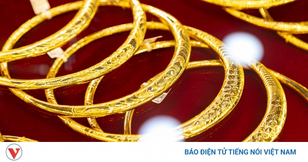 Giá vàng SJC tăng, vàng thế giới giảm vào ngày 13/8
