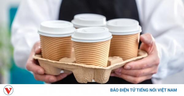 Cốc Cà Phê Giấy 'Tiện Lợi' Ẩn Số Nguy Hiểm: Thói Quen Hàng Ngày Đang 'Tấn Công' Sức Khỏe?