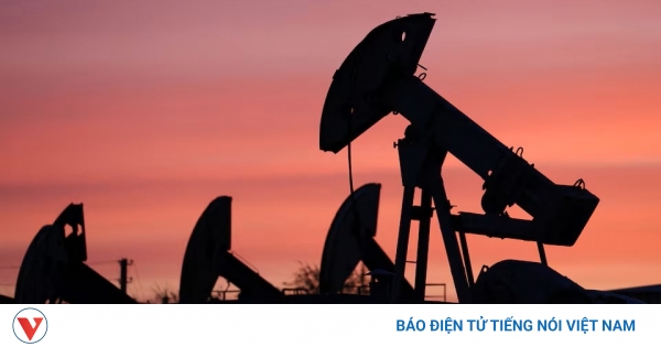 Giá dầu giảm mạnh sau khi Mỹ hủy bỏ tấn công Iran