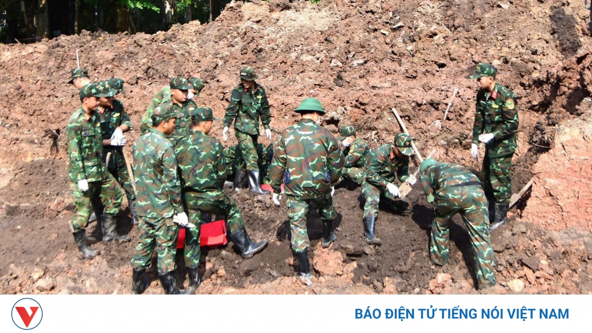 Phát hiện 10 hài cốt liệt sĩ tại Công viên Lê Thị Riêng