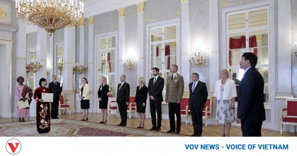 Hungarian President lauds Vietnam’s development achievements