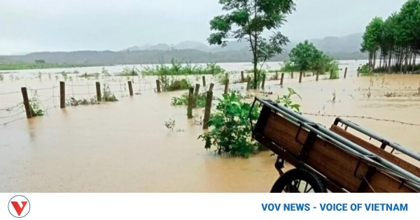 Heavy rain floods parts of central Vietnam, tropical depression dissipates