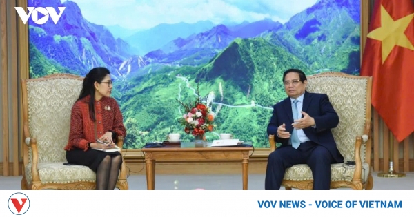 PM pushes for stronger cooperation between Vietnam and Thailand