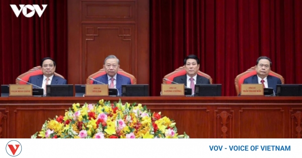 15th Party Central Committee meeting discusses personnel work for 14th ...