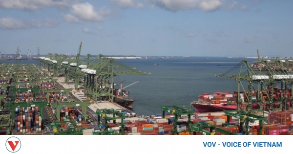 Singapore, Vietnam see closer links in industrial, technology and energy supply chains