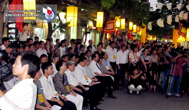 phong su anh, dinh kim ngan, hang bac