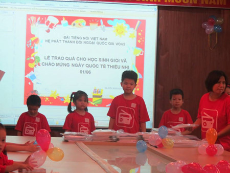 ວນບນເພອເດກນອຍສາກນ1.6 hinh 2