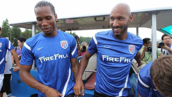 drogba-anelka-thuong-hai_1.jpg