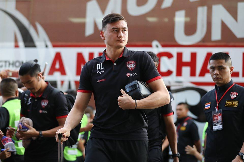 muangthong_united_tri_an_dang_van_lam_xpbw.jpg