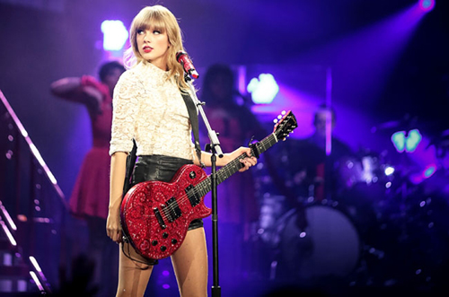 taylor-swift-red-tour-opener-650-430.jpg