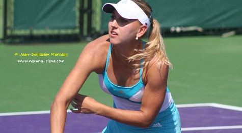 tay%20vot%20vesnina.jpg